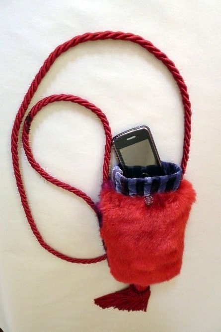 Bordeaux Furry Tango Bag "Meet me in Buenos Aires" Iphone