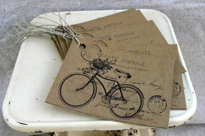 Bicycle with basket gift tags kraft
