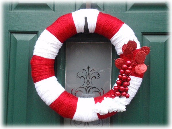 Christmas Holiday Wreath Yarn Candy Cane Red White