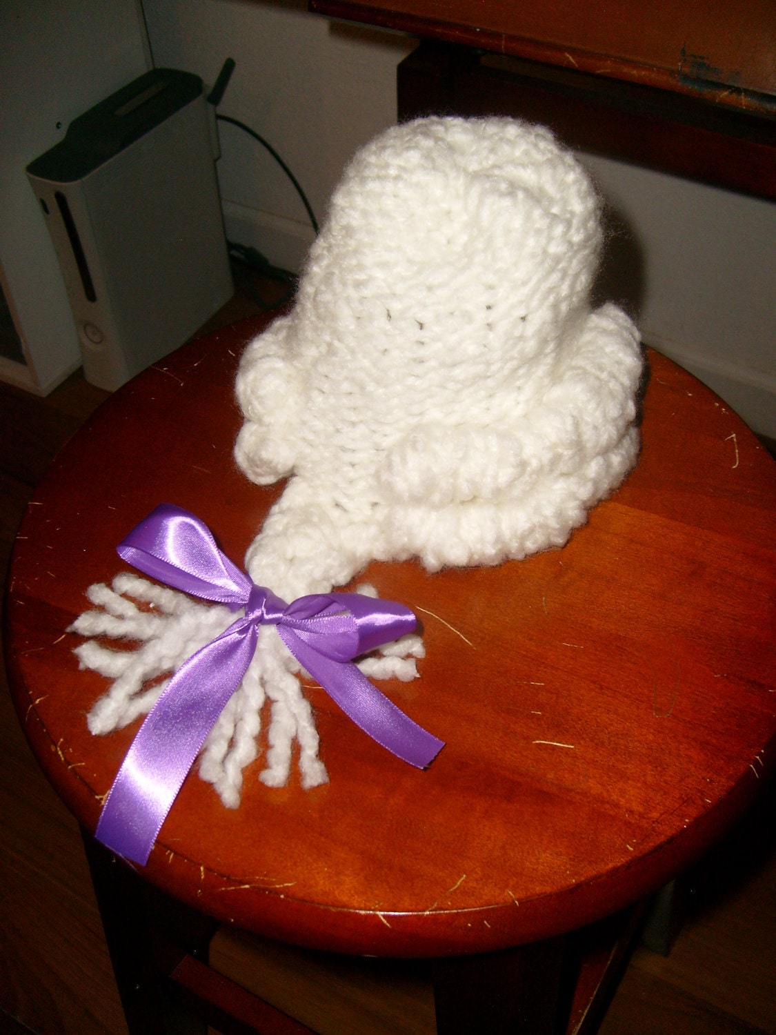 Baby Powdered Wig (White/Purple Ribbon)