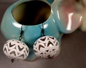 Vintage Earring White Lace Filigree Persimmon Jewelry