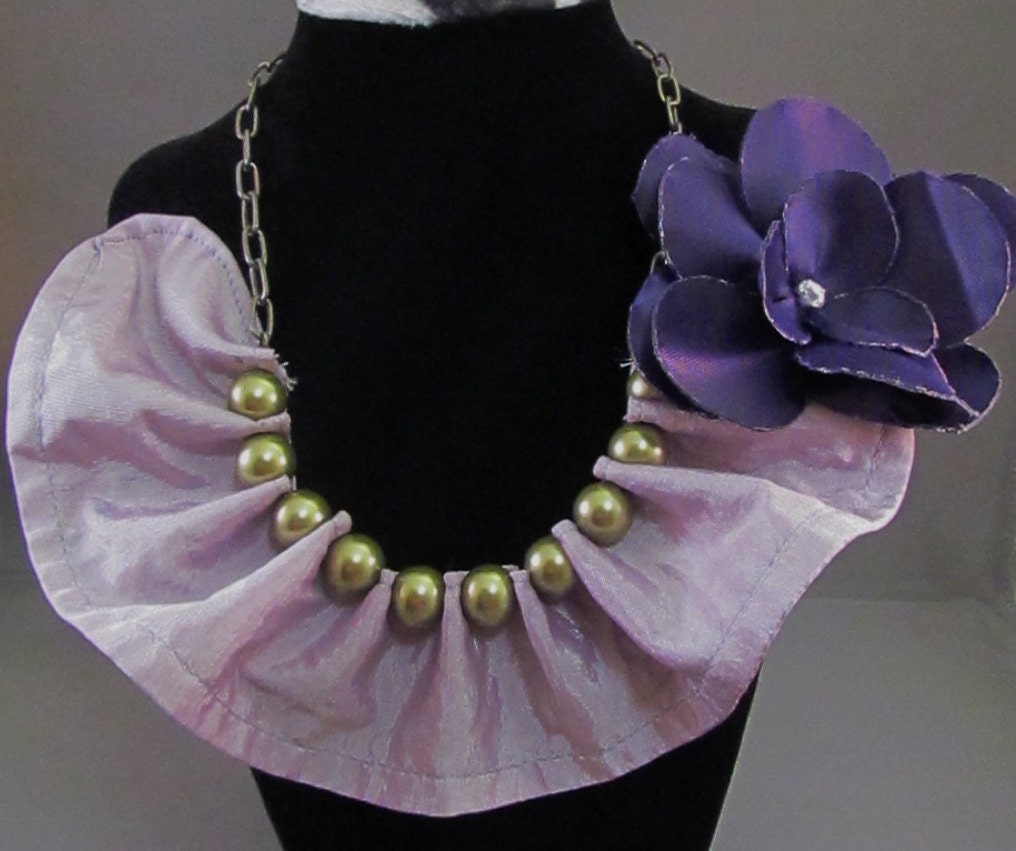 Purple Floral Collar