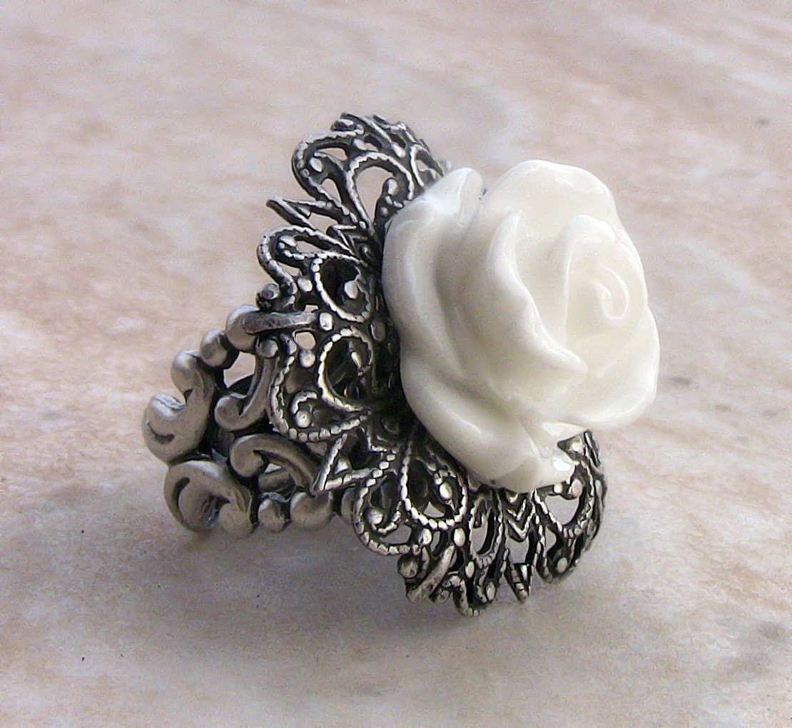 White Rose Ring - Silver Filigree
