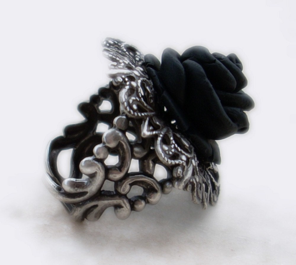 Black Rose Ring - Silver Filigree