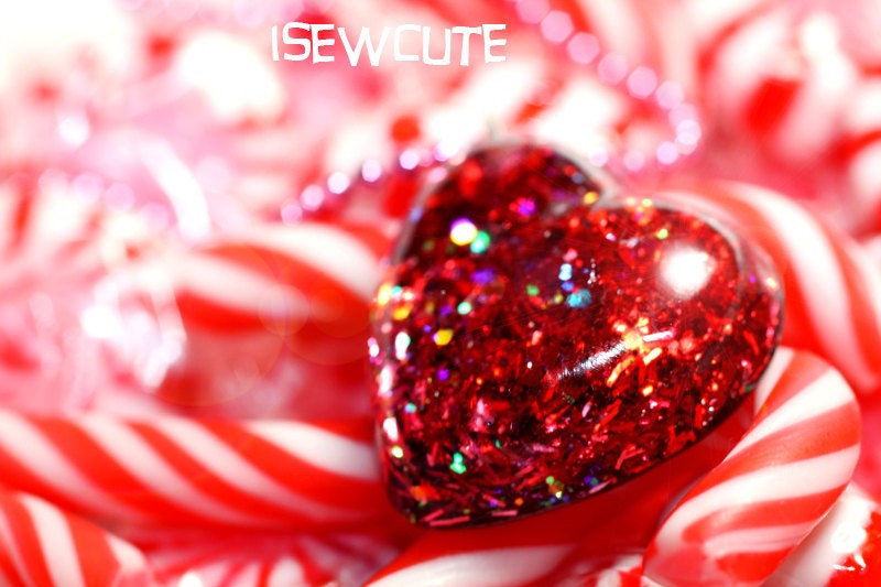 Red &Pink Glitter Heart Resin Pendant Necklace -The Most Fabulous Shades of Shiny Pink to Ravishing Red Hand Cast by isewcute