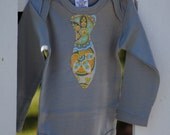 Organic Vintage Style Long Sleeve Bodysuit / Onesie - Grey Urban Tie - Size 3-6 mo
