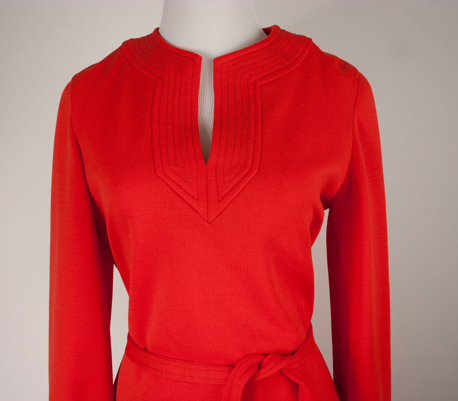 Vintage 60's space age red polyester long sleeves pant set Star Trek style retro