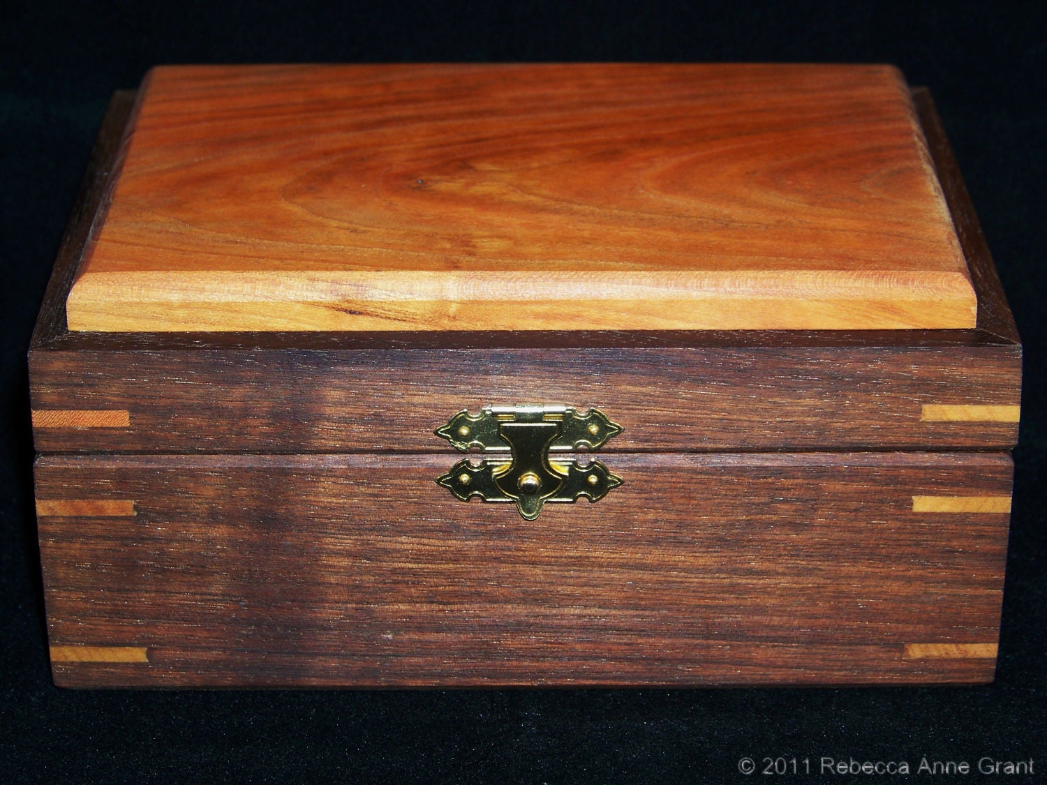 Walnut and Cherry Keepsake Box