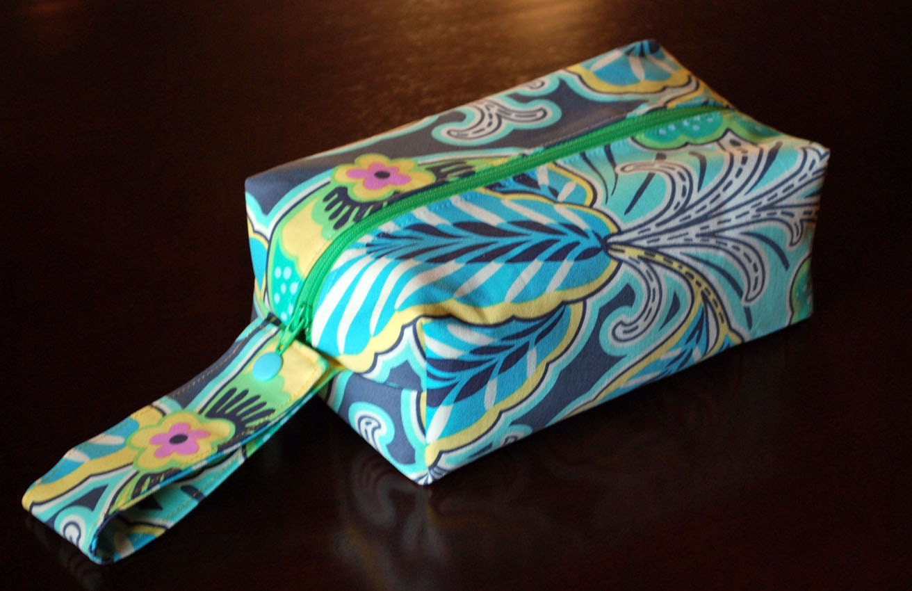 Medium Boxy Cosmetic Bag - Amy Butler Lark