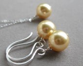 Bride in Pearls - necklace and earring set in gold, custom colors available