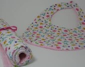Floral reversible bib and burp pad towel