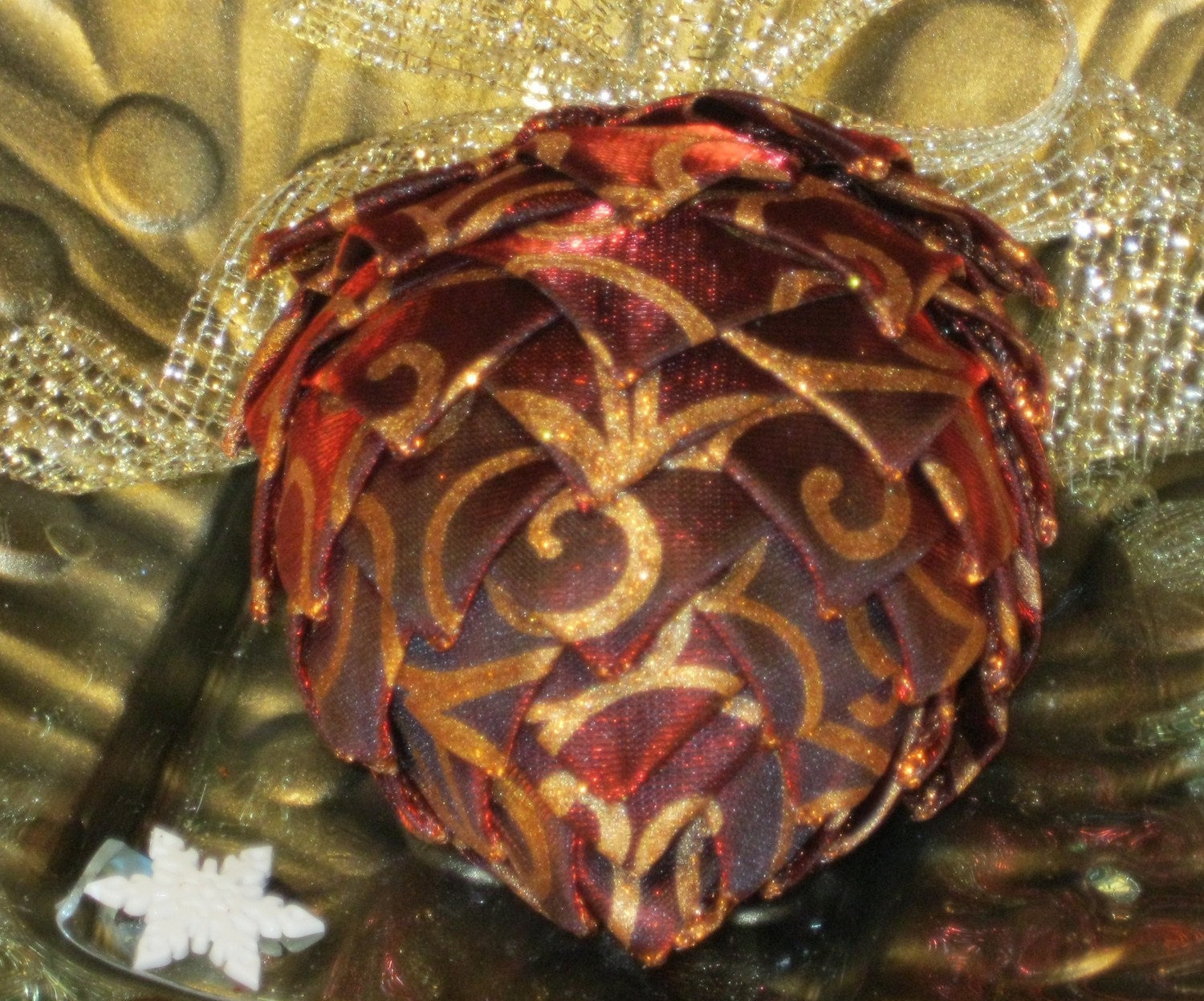 Keepsake Christmas ornaments, burgandy