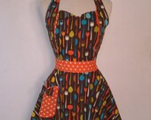 Apron Retro Style Sweetheart Neckline Utensils on Brown Full Apron MAGGIE