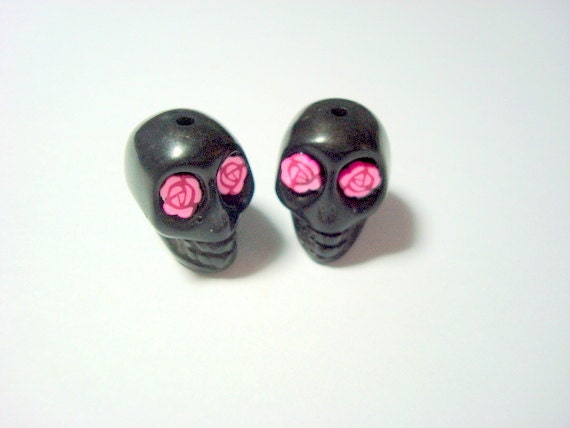 Pink Rosy Eyes in Black Day of The Dead Skull Beads