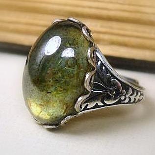 Victorian Ring - Forest Moss Green Luster Glass - Adjustable - Victorian Jewelry