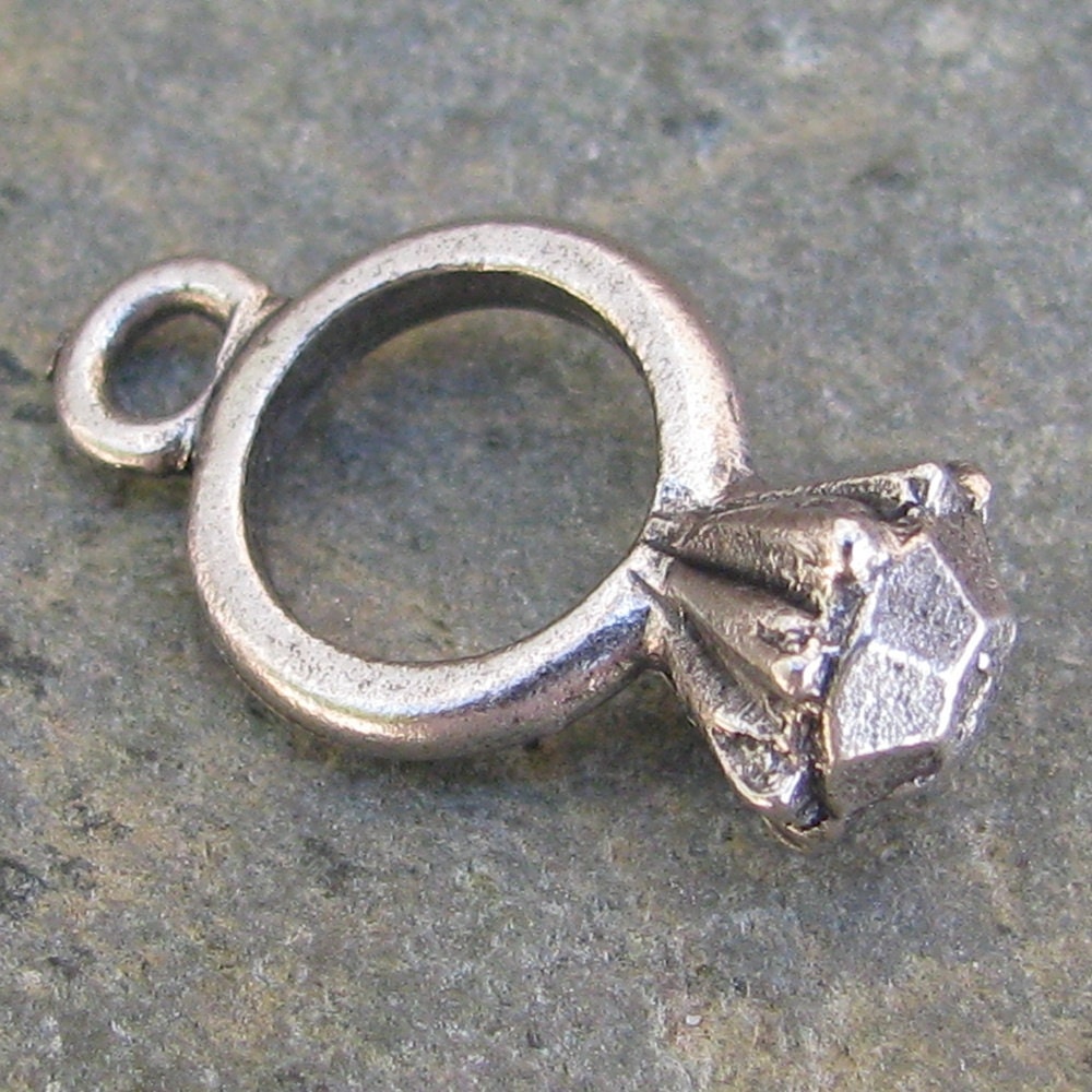 Wedding Ring Charms Antique Silver Jewelry Findings - 6 Pcs - 1042
