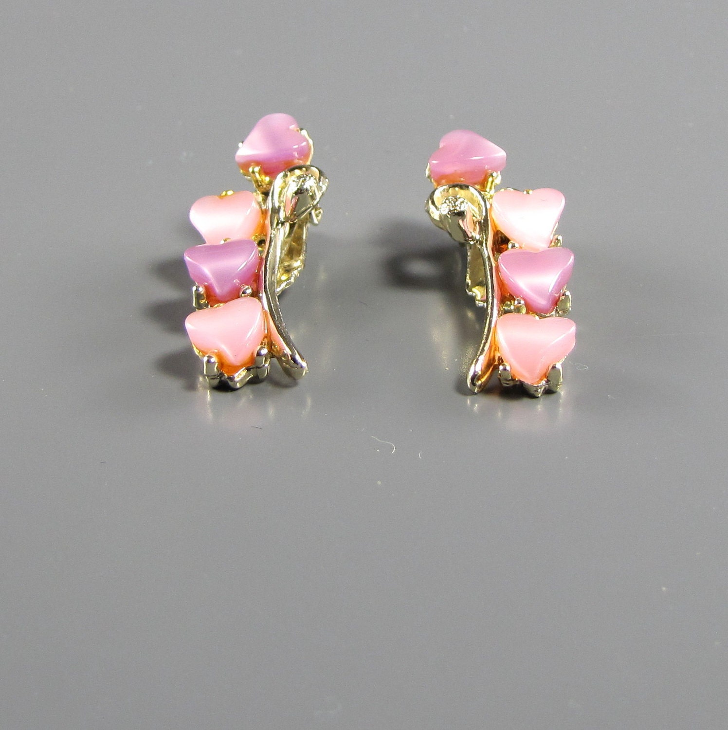 Thermoset Rhinestone Heart Earrings Mauve PInk