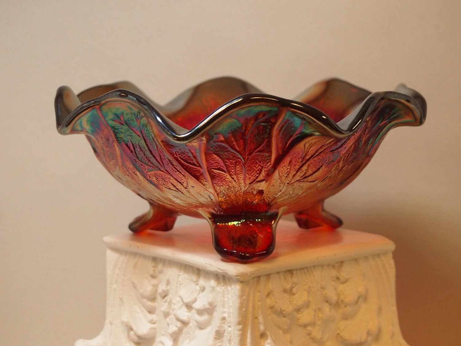 BEAUTIFUL vintage Carnival Glass Footed Ruffled Bowl CHERRY Red with Leaf Pattern by Imperial Glass