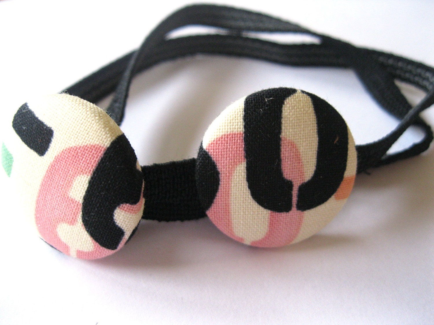 Stretch Headband : Buttons - Pink and Black Modern Graffiti Print