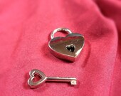Small Heart-shaped  Nickel Plated Working Padlock