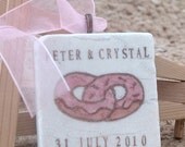 Personalized Ornament, Intertwining Donut Design With Gift Box