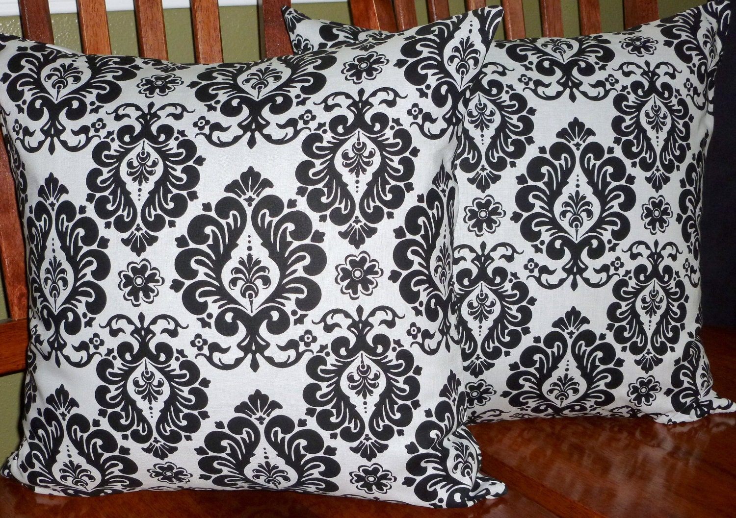 Decorative Throw Pillow Covers - Black and White18 Inch