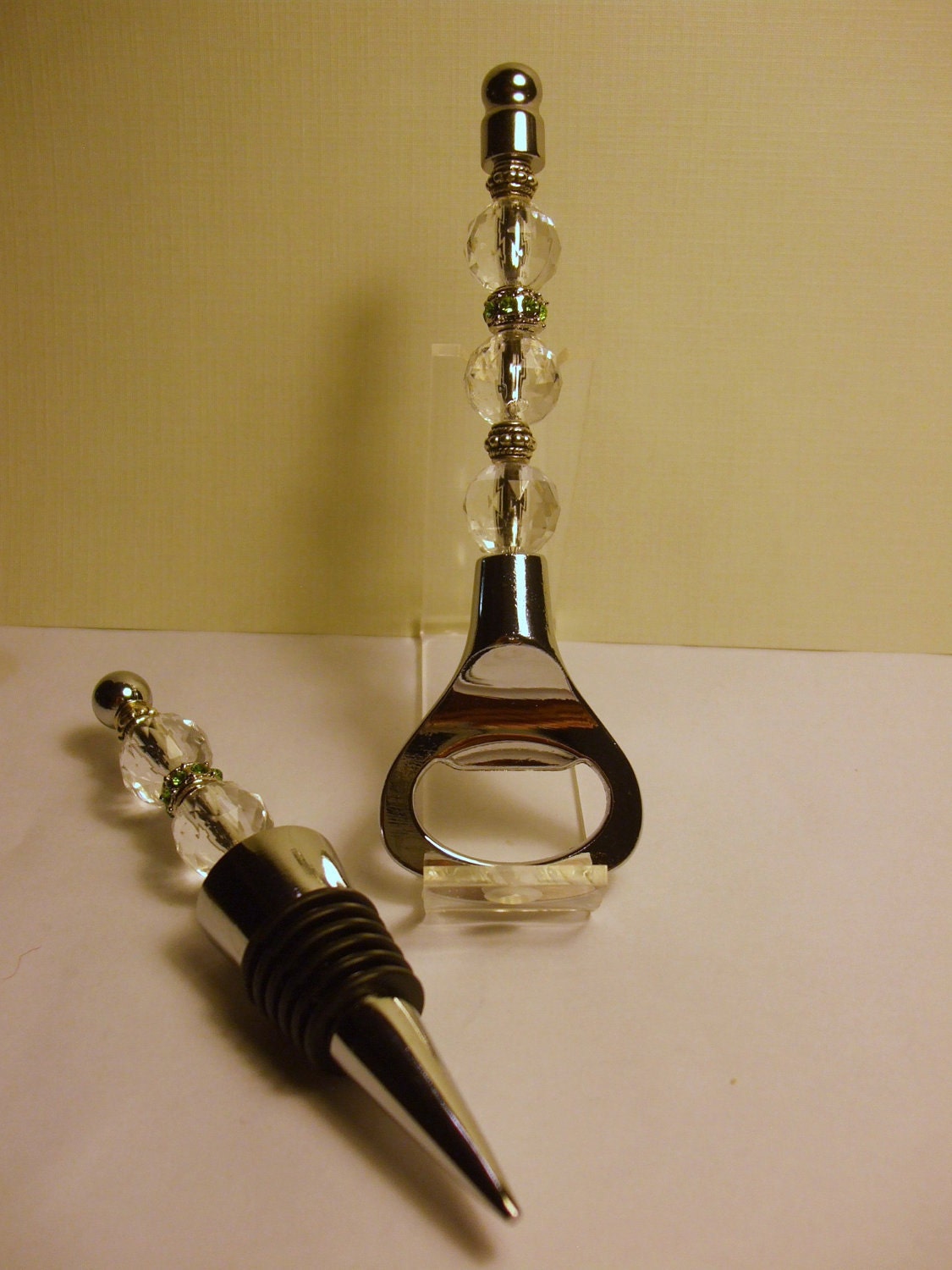 GREEN SPARKLE Bar Set  - Bottlle Opener and Wine Stopper - Handcrafted/Handmade - Free Shipping