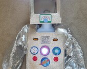 Cute Robot Costume, Really Lights Up,size XS (2-4) for Dress Up or Halloween
