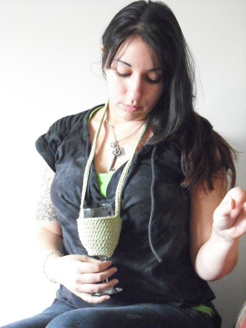 Crochet Wine Glass Necklace in Country Green