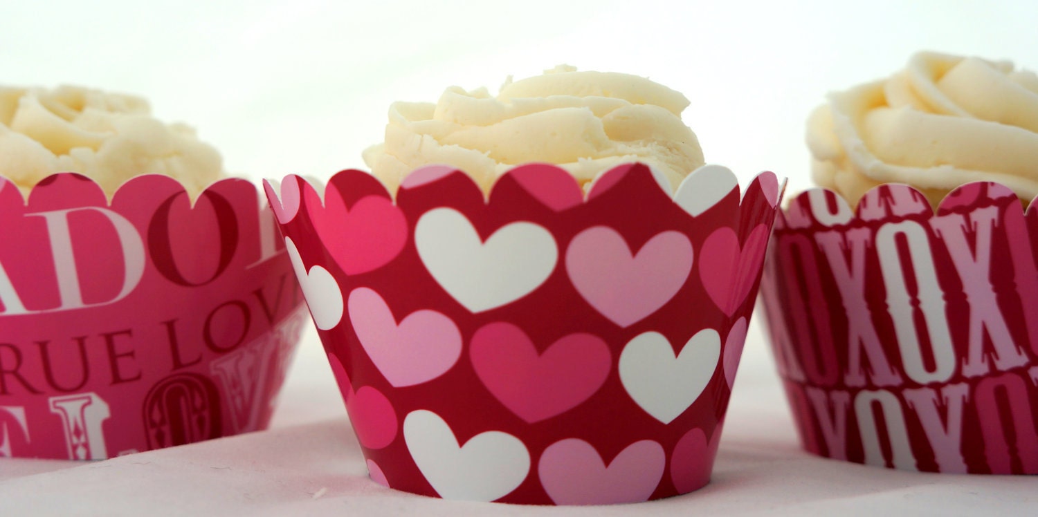 Pink and Red Valentine Cupcake Wrappers for Valentine Party