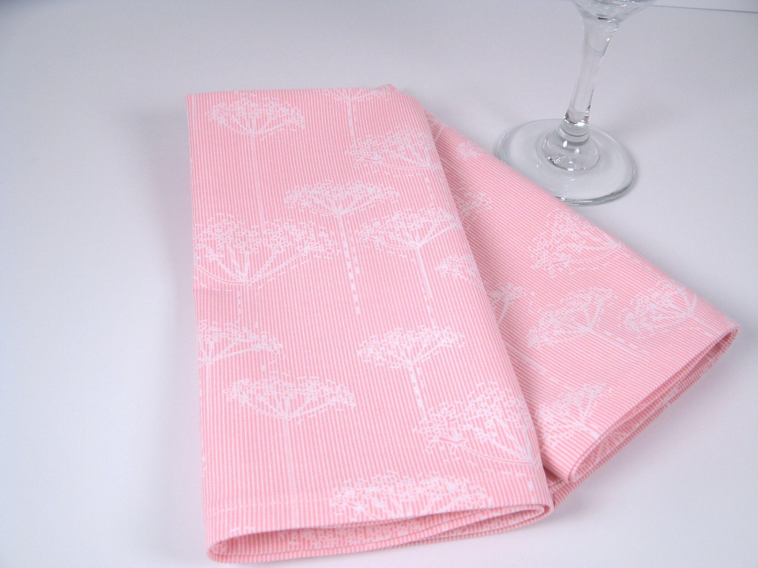 Valentine Dinner Napkins Cloth Pink Floral 18 Inch Set of Two