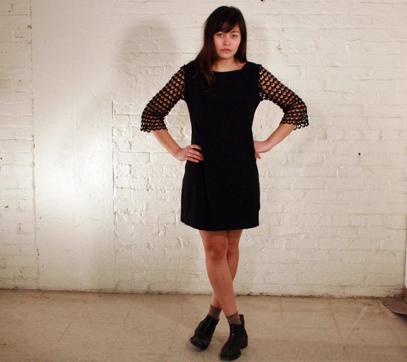 Scalloped Eyelet Sleeve Mod Dress - 60s