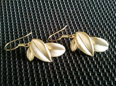 Layer Leaf Gold Earrings
