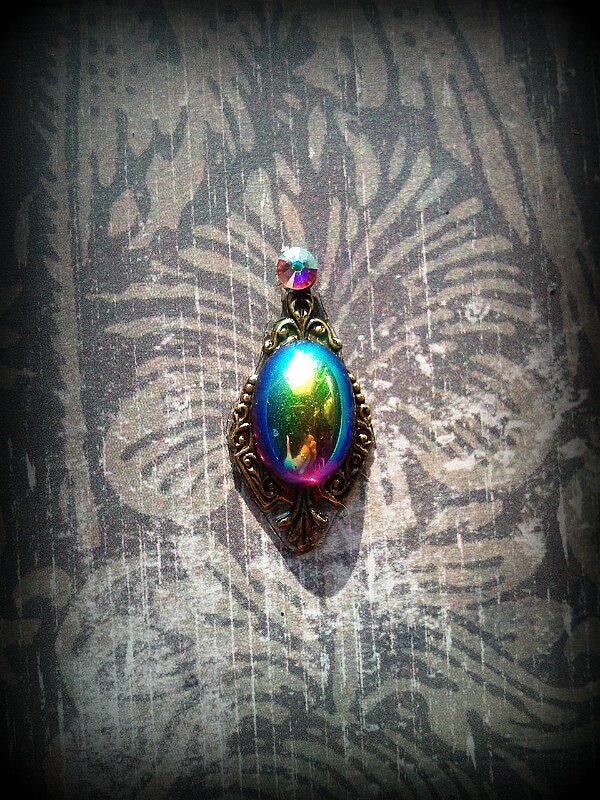 The Vino Bindi