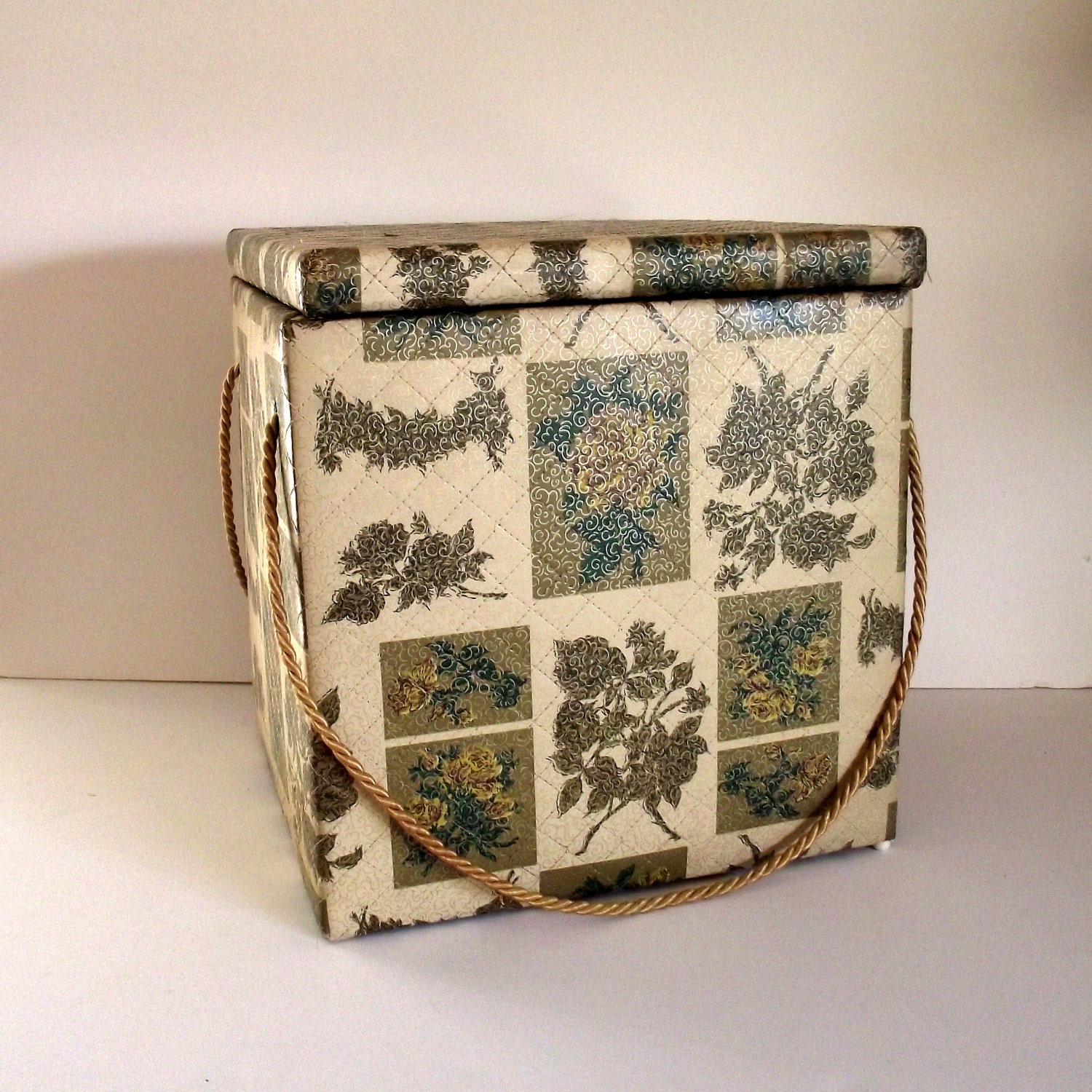 Vintage Model Home Closet Accessories Storage Box