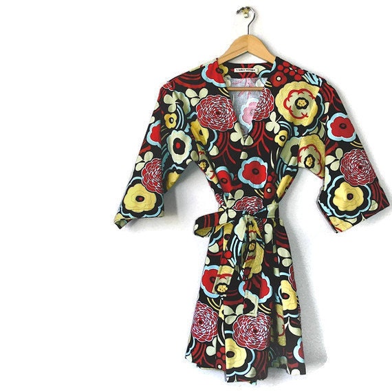 Plus Size Womens Kimono Style Robe. Dressing Gown.  Wrap. Mocca Red. Knee Length.