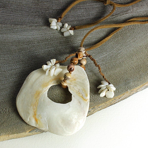 Sea Shell Jewelry, pendant with white shell, Cappuccino Jasper and white Biwa Pearls
