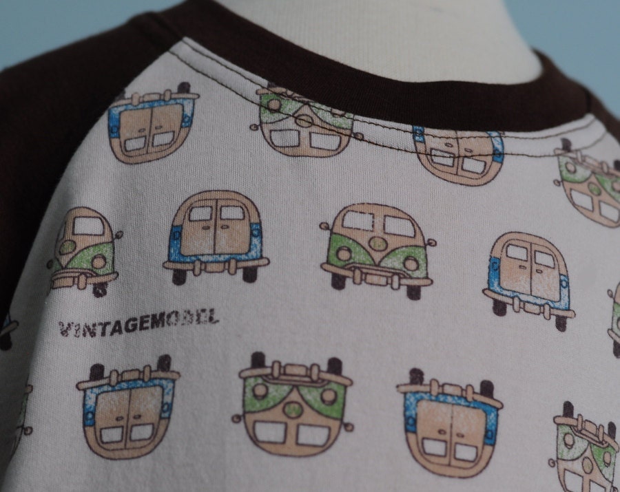 VW Volkswagen Camper Bus raglan shirt, size 8 years