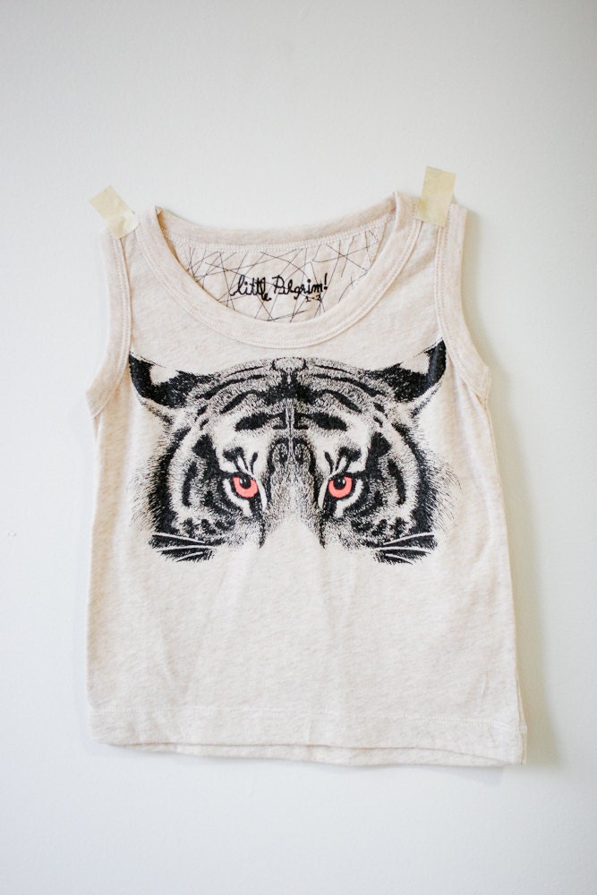 White Child tank top with a tiger size 1-2
