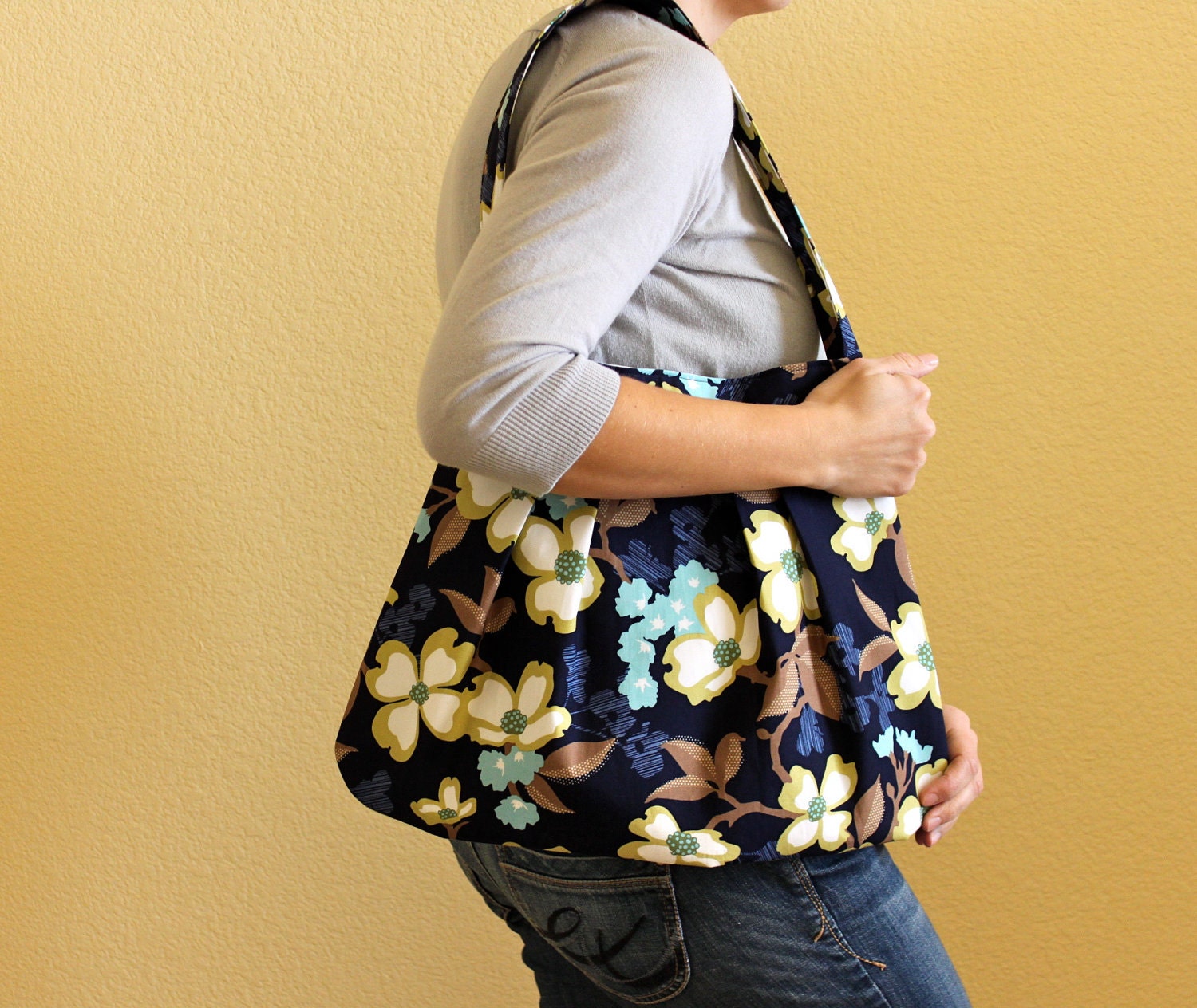 The Melanie Bag - Dogwood Bloom print