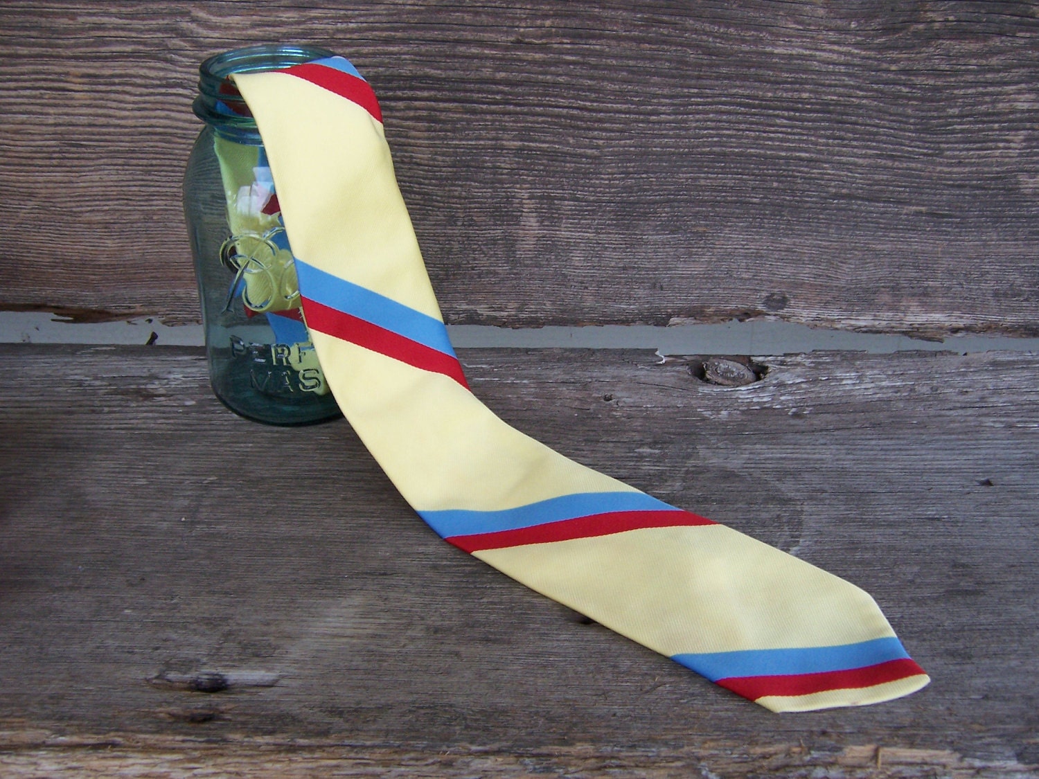 1970's bright and loud mod tie for men-a splendid retro Valentine's Day gift