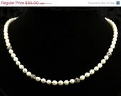 Freshwater Pearl Necklace - knotted strand