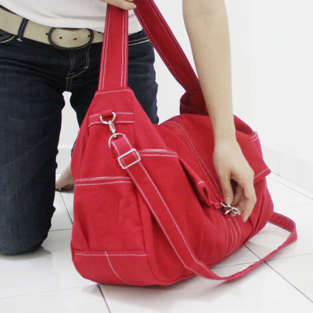 Father's Day Sale - KINIES CLASSIC in Red - Single Strap Shoulder bag / Cross Body Messenger