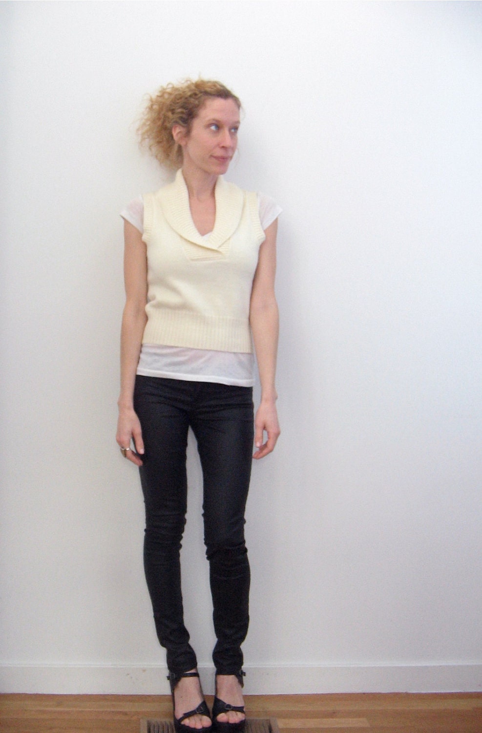 cream sweater vest . S