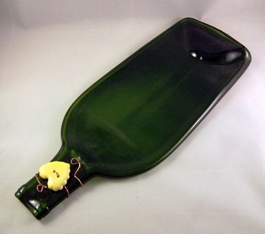 Rich green upcycled wine bottle cheese candle tray