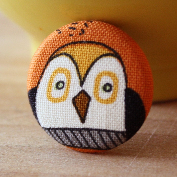 Orange Owl Magnet - Handmade Bird Magnet by Vegancraftastic