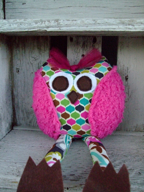 Whimsical Owl, Soft Stuffed Animal, Toy Plush Rattle, Party Favors