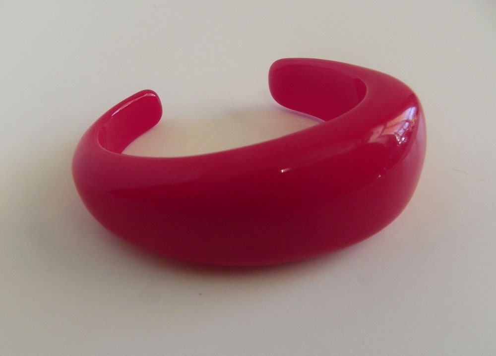 Vintage 1980s Cherry Red New Wave Lucite Cuff Bracelet