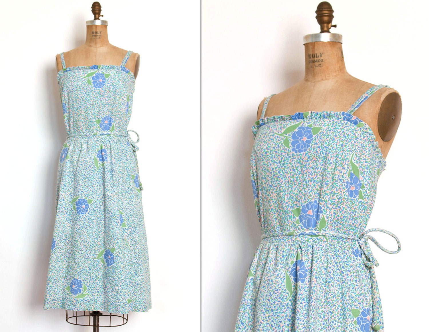 vintage 1970s dress / 70s sundress-- vested gentress & blue floral print (medium large)