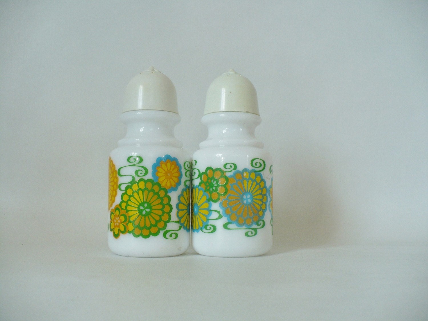 Vintage Milk Glass Flower Power Salt and Pepper shakers
